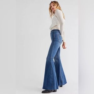 Free People Just Float On Flare Jeans *new condition*